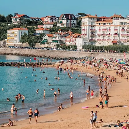 Studio Renove Avec Parking Et Wi-fi, Centre Saint-jean-de-luz, Plage A Proximite - Fr-1-4-700 * Saint-Jean-de-Luz