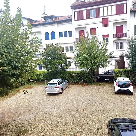 Appartamento Studio Renove Avec Parking Et Wi-fi, Centre Saint-jean-de-luz, Plage A Proximite - Fr-1-4-700 *