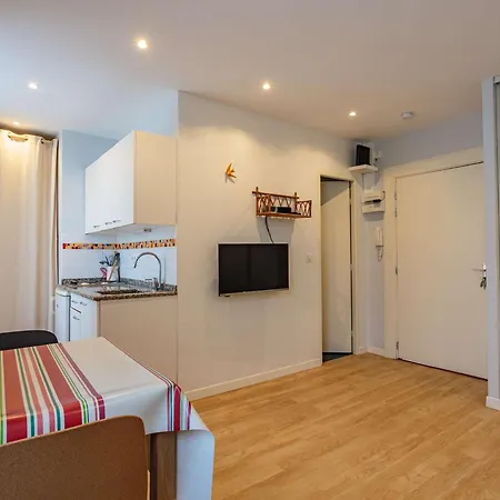 Studio Renove Avec Parking Et Wi-fi, Centre Saint-jean-de-luz, Plage A Proximite - Fr-1-4-700 Appartamento Saint-Jean-de-Luz