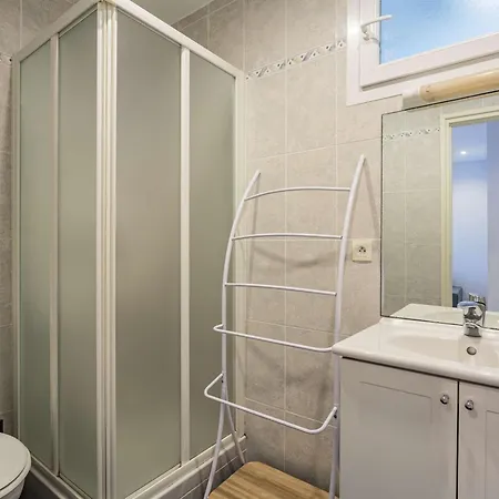 Appartamento Studio Renove Avec Parking Et Wi-fi, Centre Saint-jean-de-luz, Plage A Proximite - Fr-1-4-700